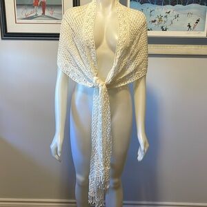 Lacey scarf/shawl
